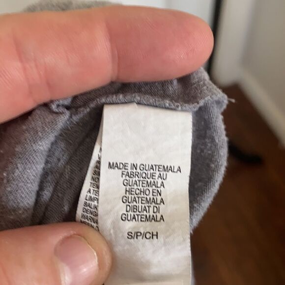 Lucky Brand Pink Floyd Band Gray Rainbow Distressed Graphic Shirt - Picture 9 of 10